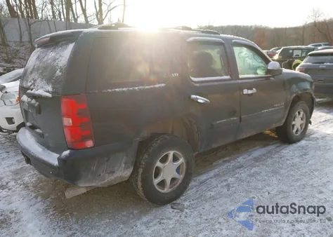 2007 Chevrolet Tahoe Ltz from USA, damaged, VIN 1GNFK13067R297262